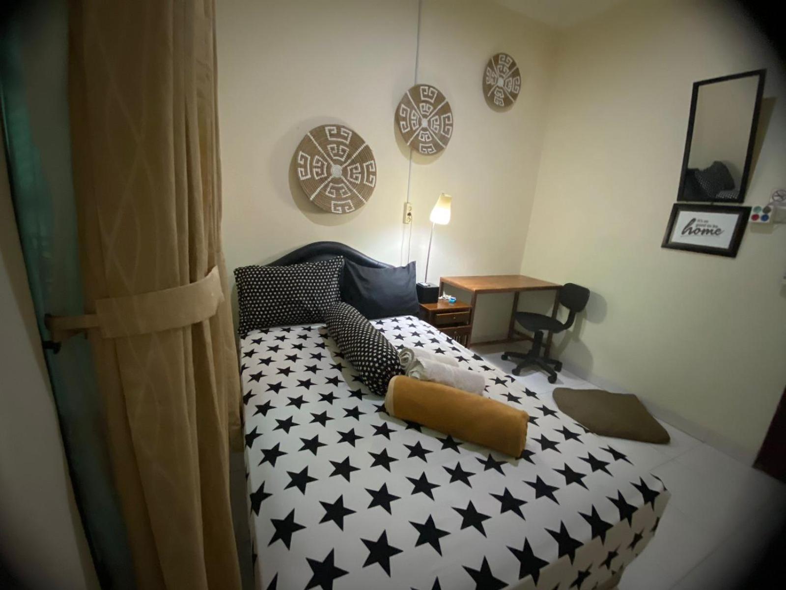 Coliving Jogja Sweet Home Kost Lengkap Di Jogjakarta Rum bild